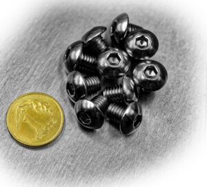 M4x5 ŚRUBA SOCZEWKOWA KULISTA IMBUS AMPULOWA NIERDZEWNA A2 7380 (50)